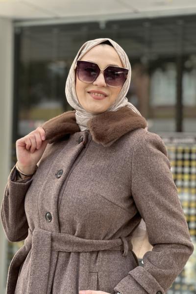 İpekten yakası kürklü kaban  vizon kroko