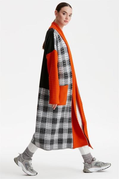 Kazayaklı desenli hırka  oranj